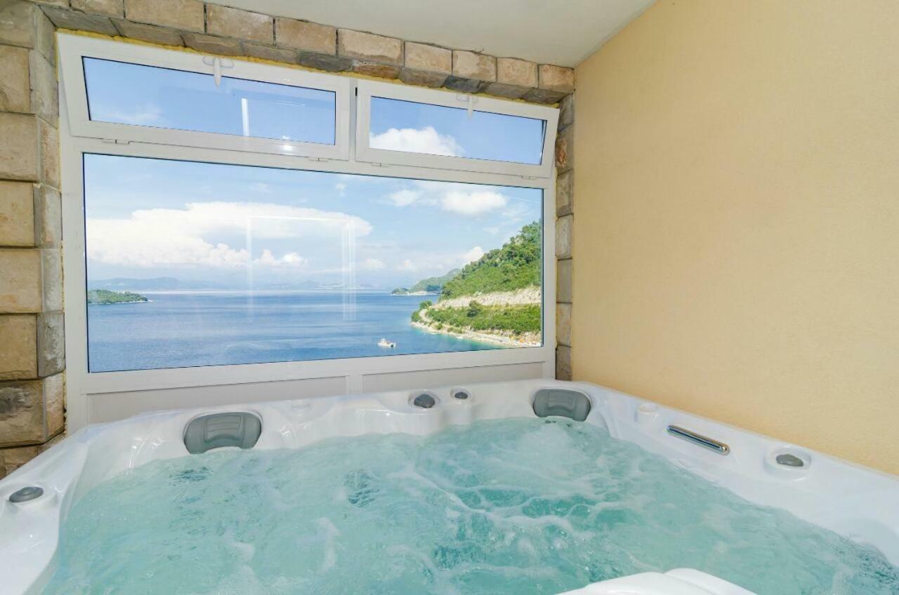 Adriatic - Apartment With Jacuzzi Sobra Kültér fotó